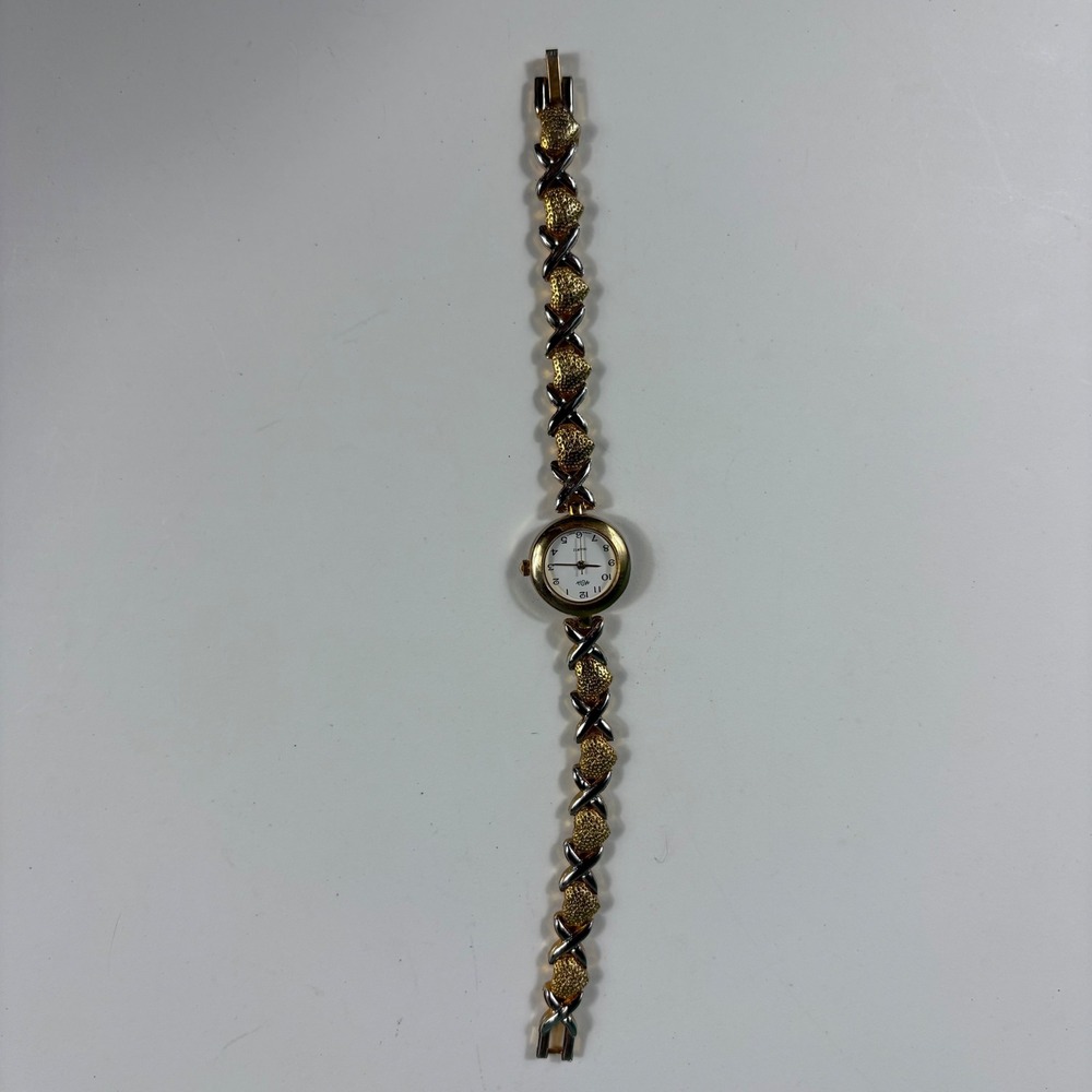 Jasper New‎ York Gold Tone Heart Link Bracelet Watch Quartz Japan Movt